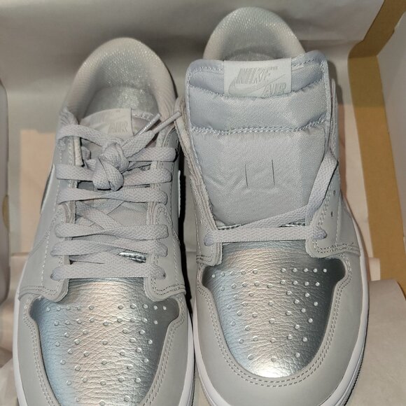 Air Jordan 1 Retro Low OG | Neutral Grey/Metallic Silver | Size 10.5 | New - Picture 11 of 12